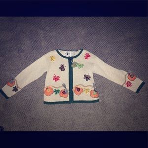 Sz 4t Fall zip up sweater. In euc.
